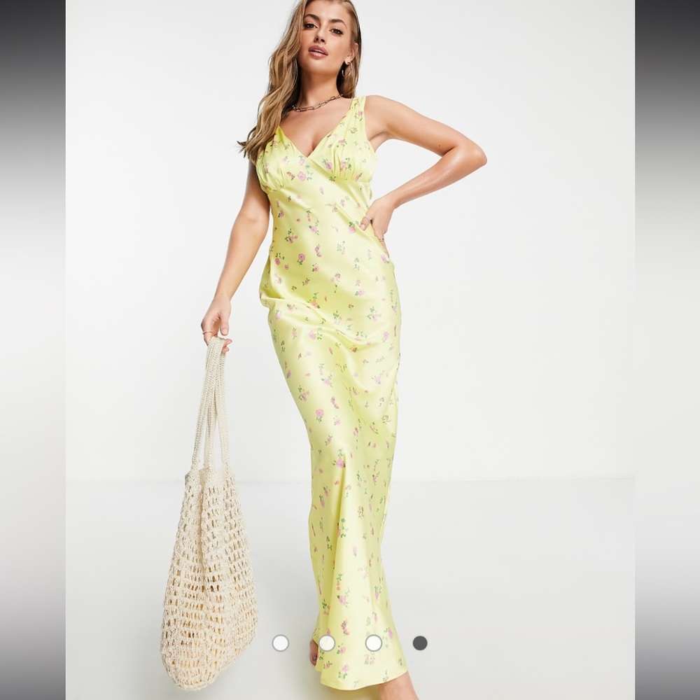 Maxi floral satin dress